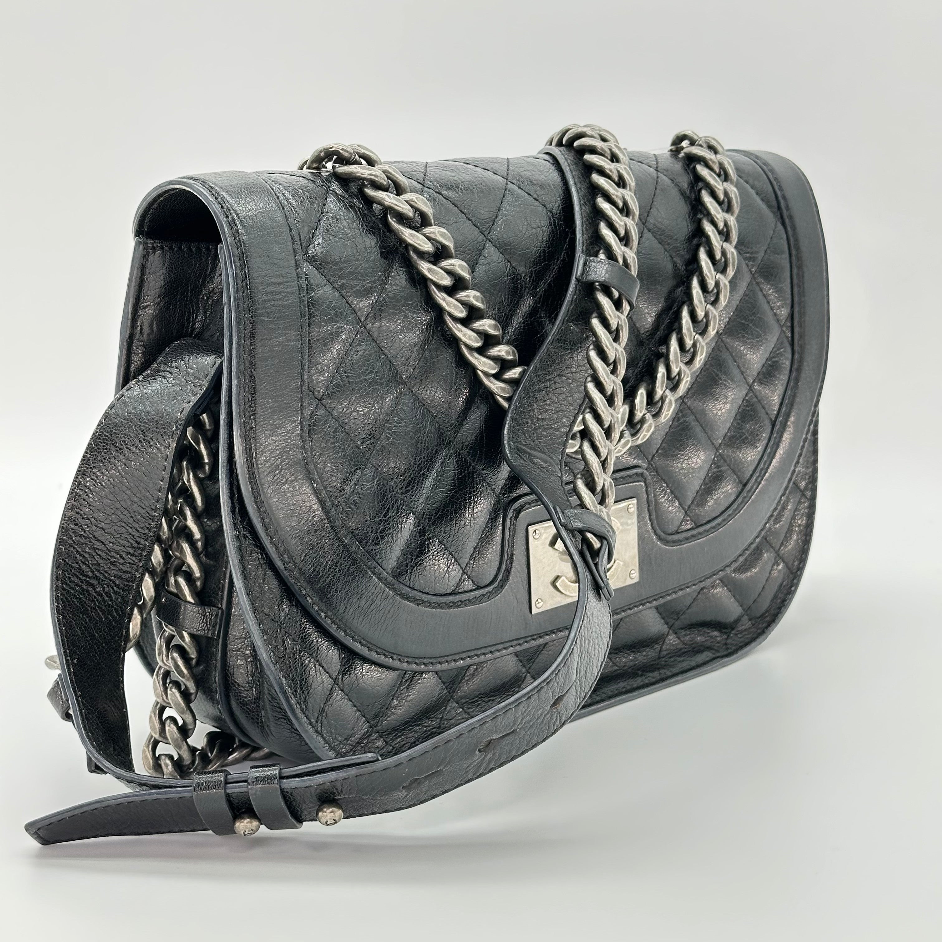 Chanel Double Chained Saddle Goatskin Leather Messenger Bag Black 21 Series