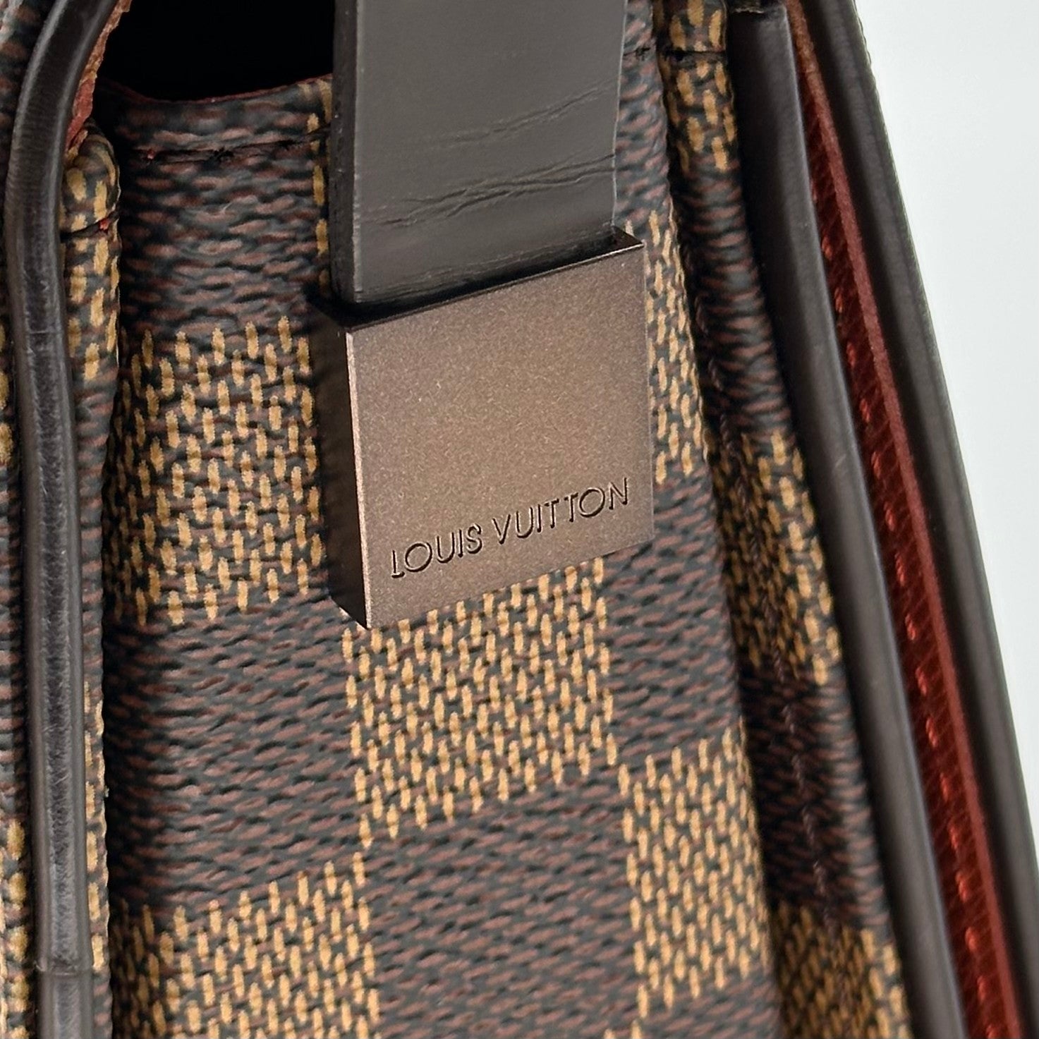 LOUIS VUITTON N51160  Damier Tribeca Rond shoulder bag