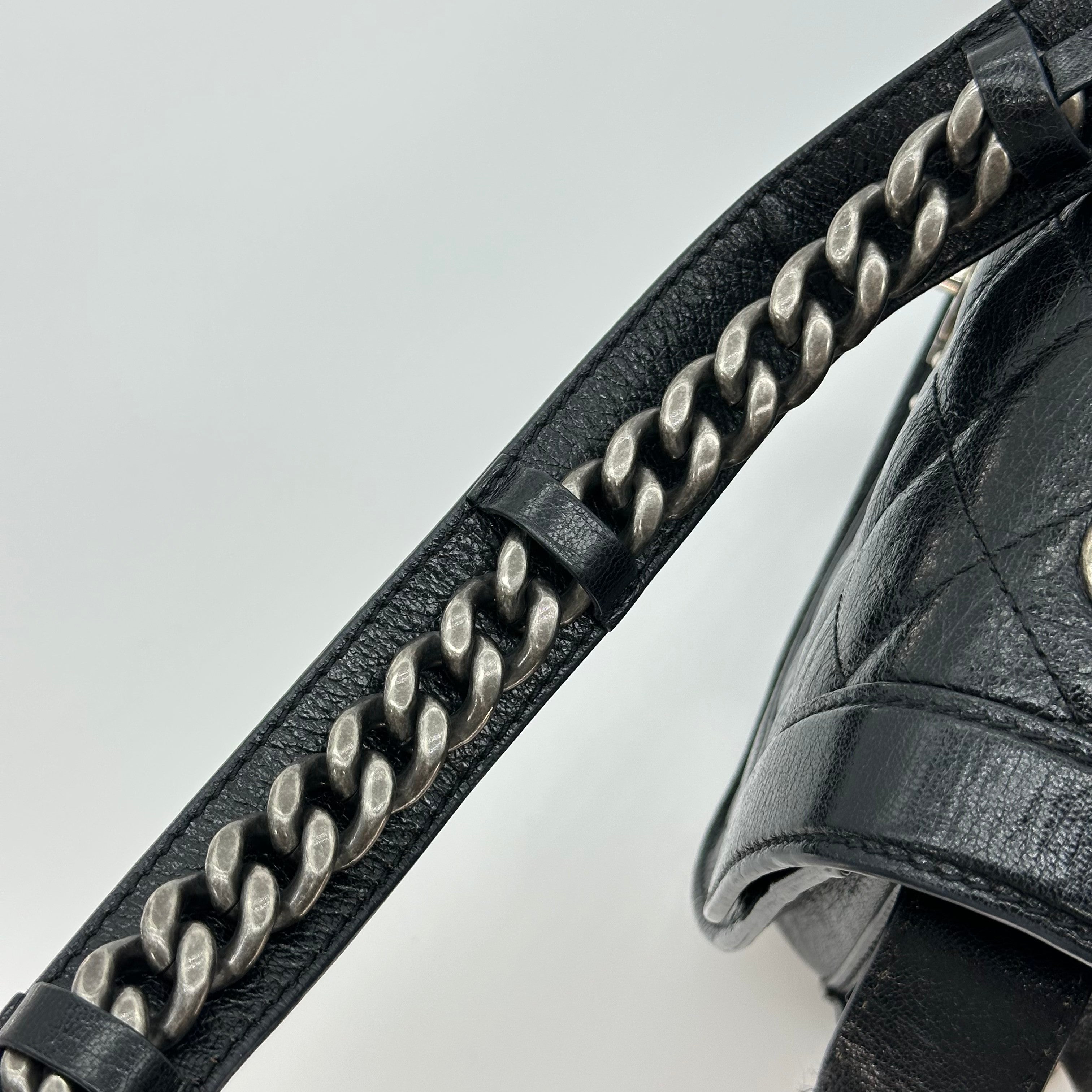 Chanel Double Chained Saddle Goatskin Leather Messenger Bag Black 21 Series