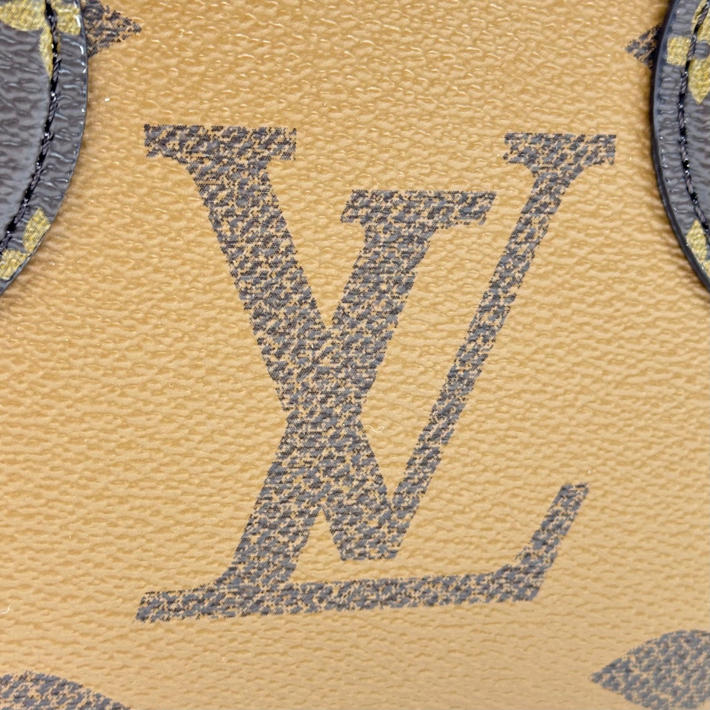 Louis Vuitton Monogram Reverse OnTheGo EW M46653 RFID