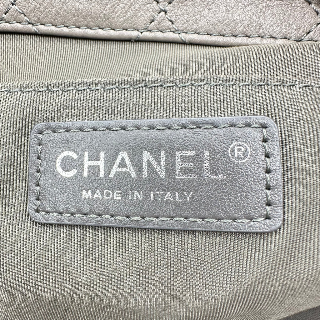 シャネル Urban Allure チェーン Handle ホーボー Stitched カーフスキン ミディアム 24 シリーズ