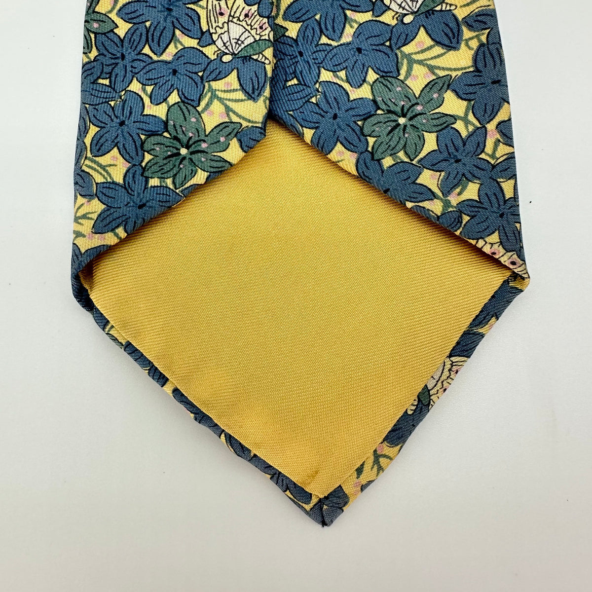 Cravate vintage en soie Hermès – Imprimé rétro classique Style professionnel élégant 100 % soie