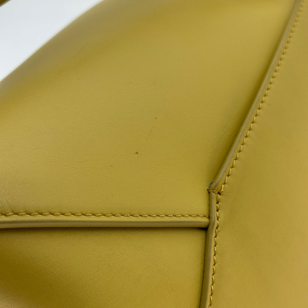 Loewe Puzzle Edge Bag Monochrome Calfskin Small Yellow