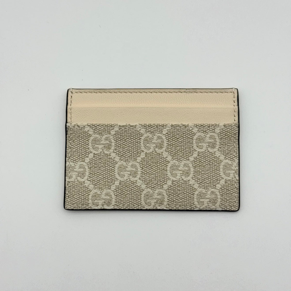 gucci gg supreme monogram gg marmont card case beige
