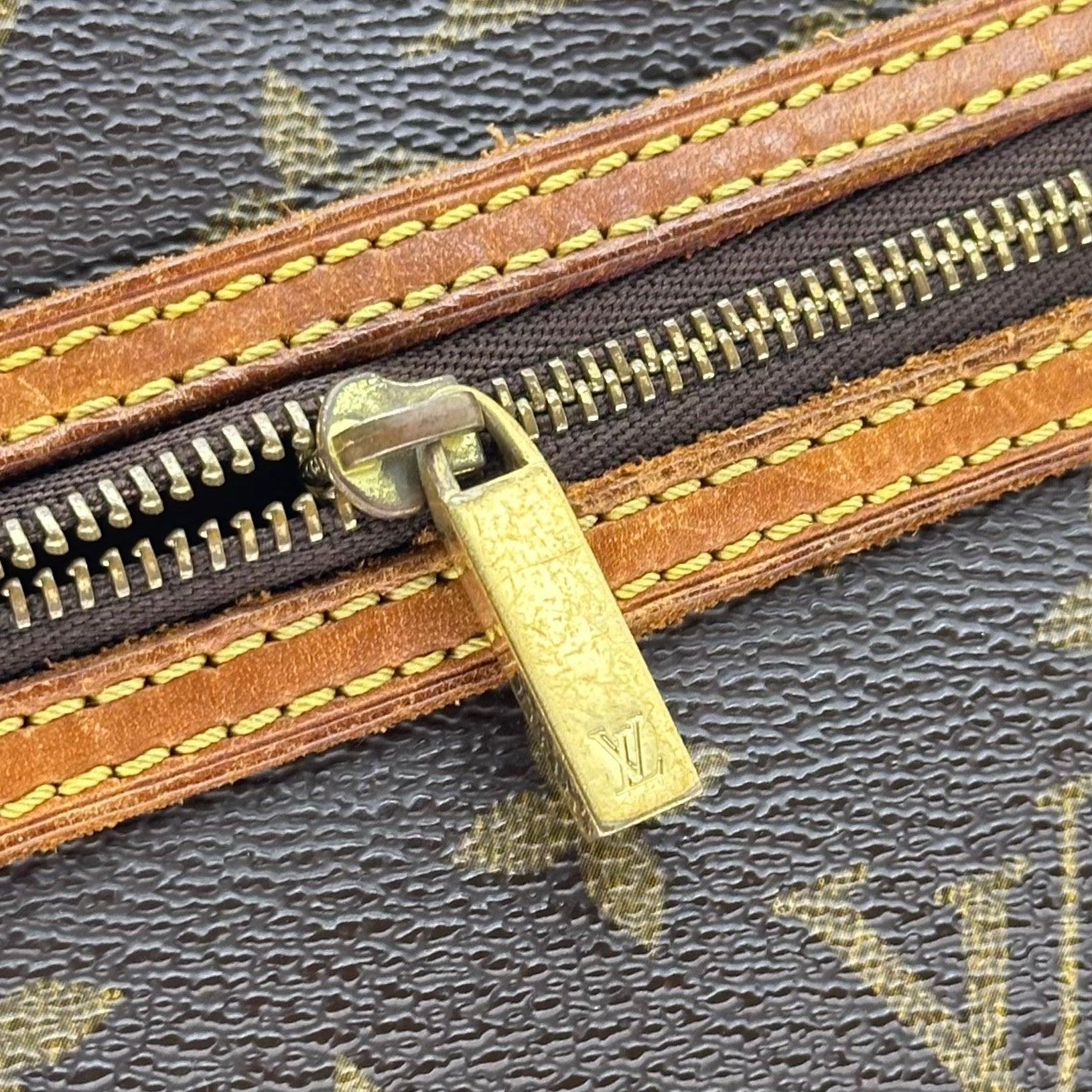 Louis Vuitton Pochette Cite Monogram Shoulder Bag Handbag M51183