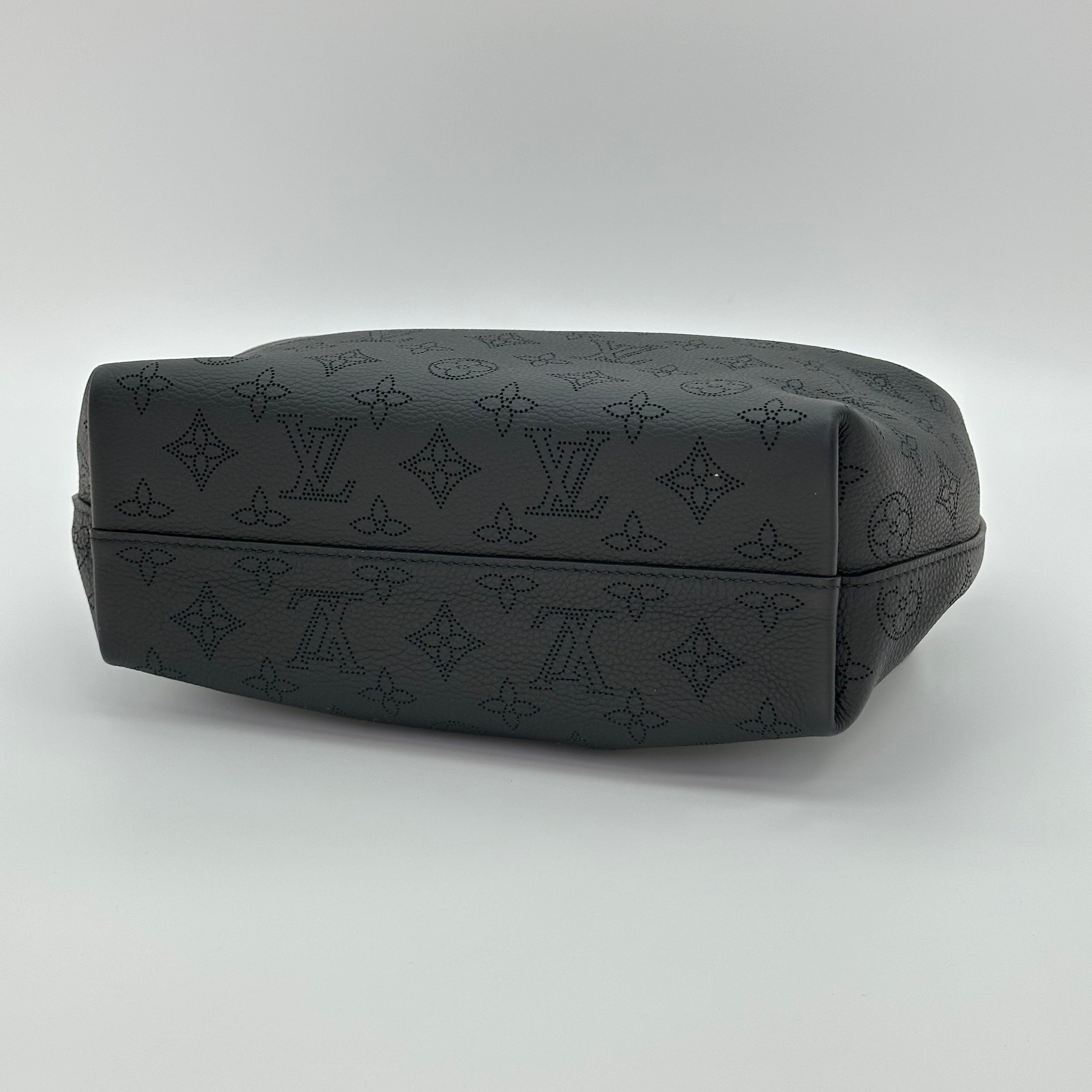 Louis Vuitton Why Knot PM Monogram Mahina Leather Shoulder Bag Black M20703 RFID