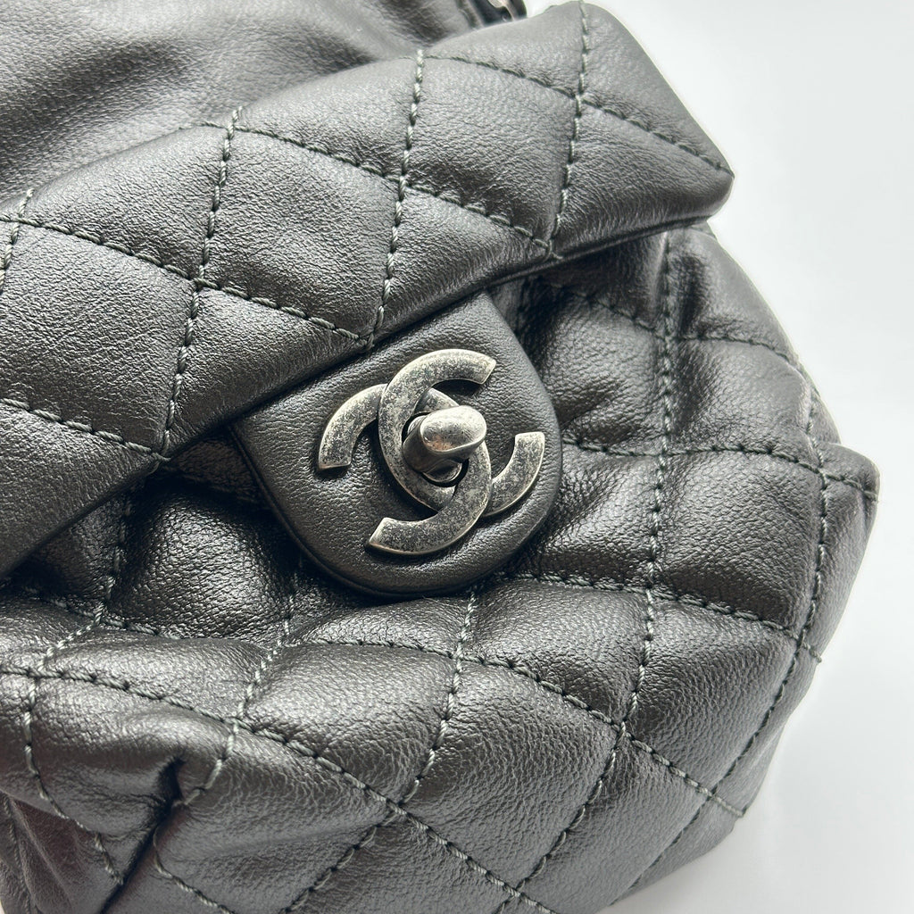 Chanel Quilted Leather Black Chain Shoulder Bag