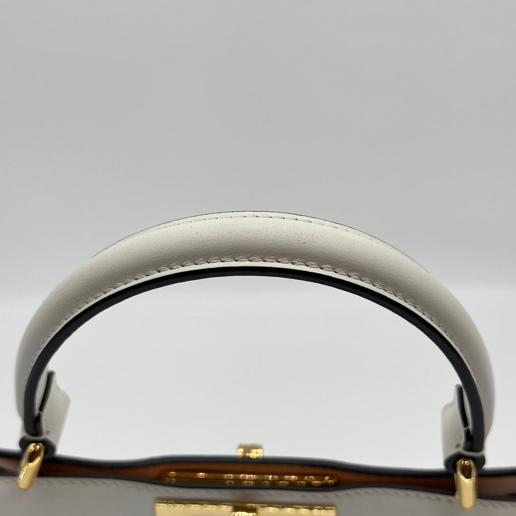 FENDI Selleria Peekaboo leather 2way bag