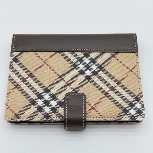 Burberry Nova Check 帆布棕色記事本套錢包