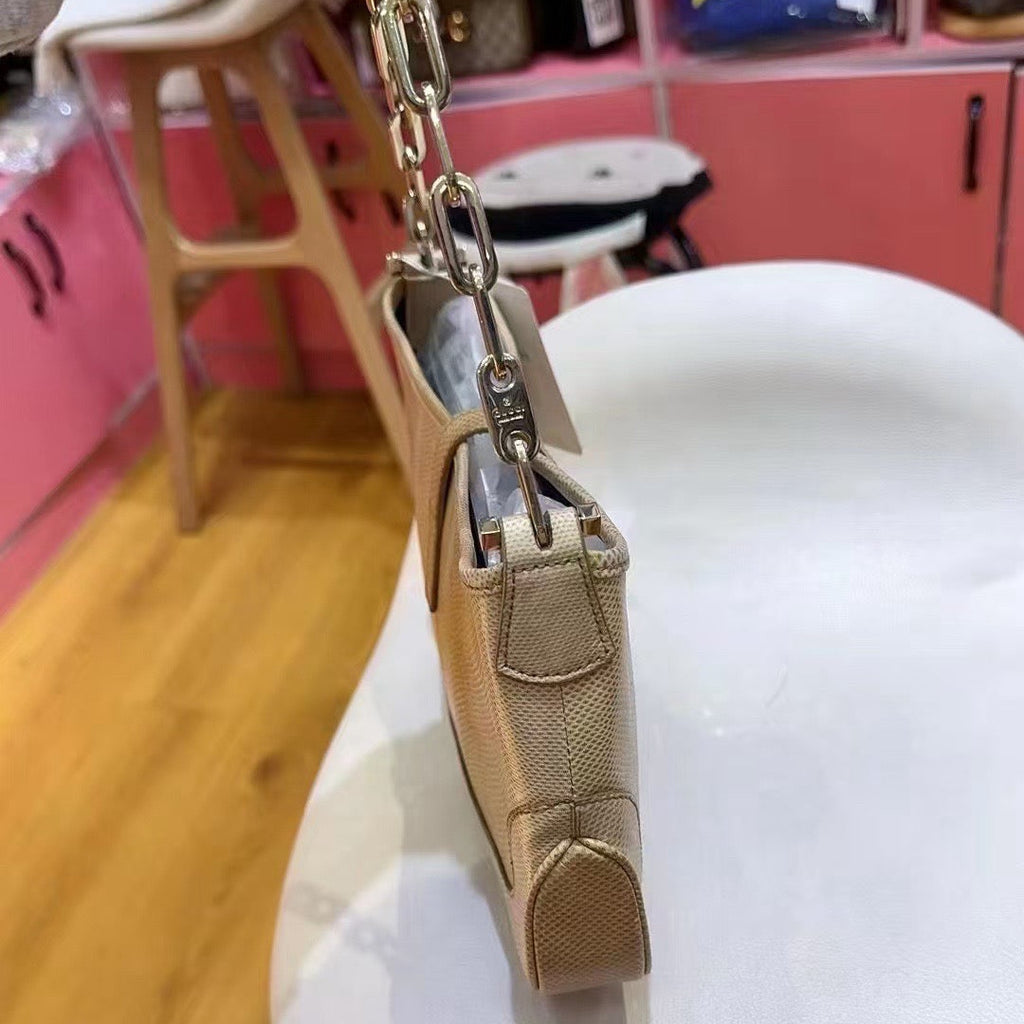 Gucci Chain Shoulder Bag Beige