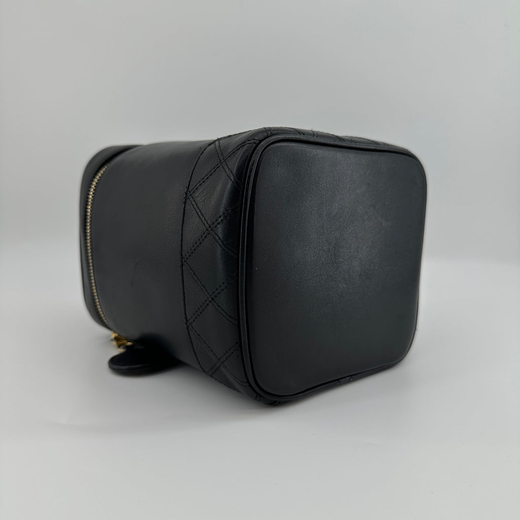 Chanel Bicolore Lambskin Vanity Bag Black Gold Tone Hardware 2XXXXXX