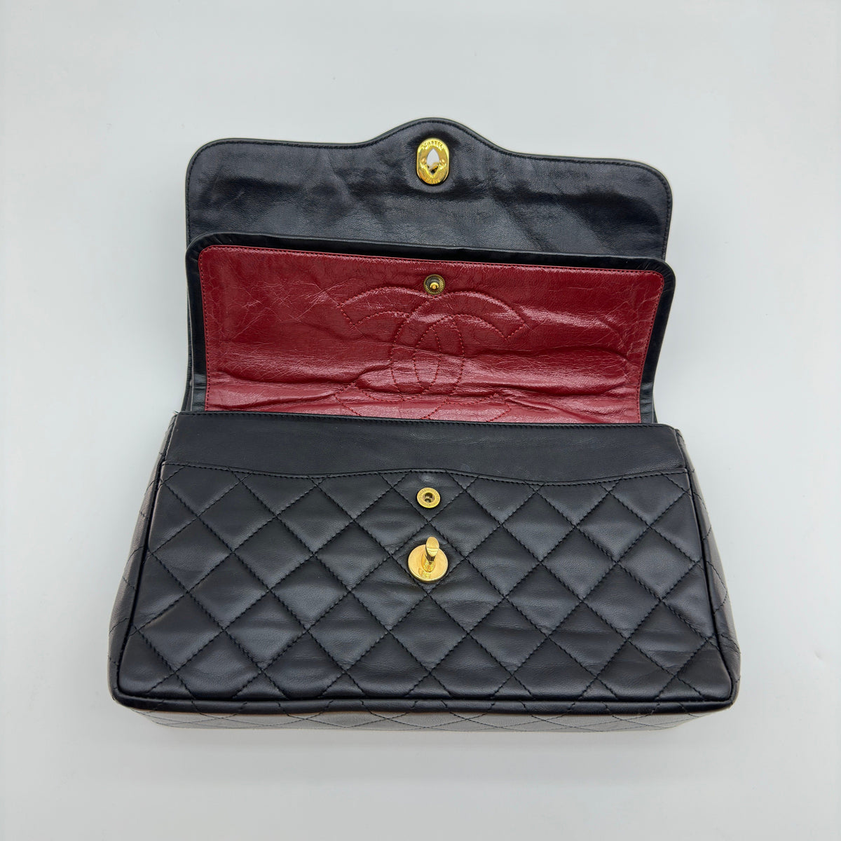 Chanel Matelasse Lambskin Double Flap Double Chain Bag Paris limited Black Gold Metal Fittings 0117900 0 series