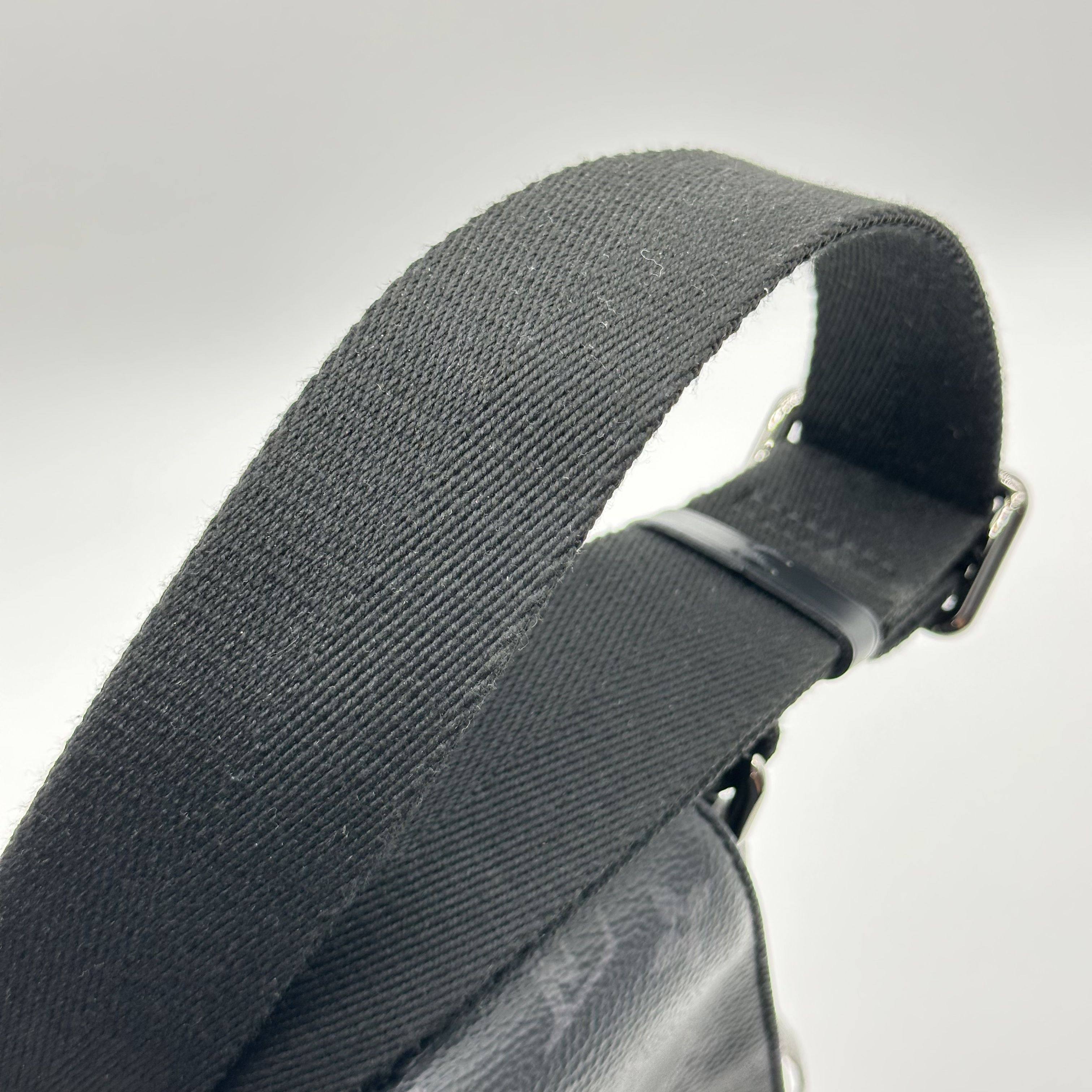 Louis Vuitton Monogram Eclipse District MM M44001 Shoulder Bag