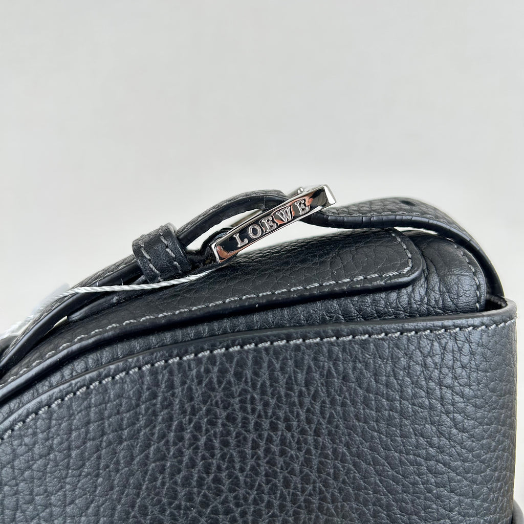 Loewe Vintage Leather Shoulder Bag Handbag Black