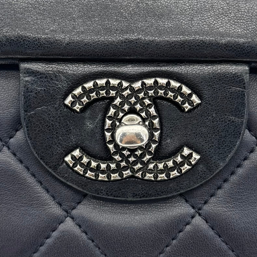 Chanel Matelasse Lambskin Single Flap Double Chain Bag Navy Blue Gunmetal Fittings 21XXXXXX