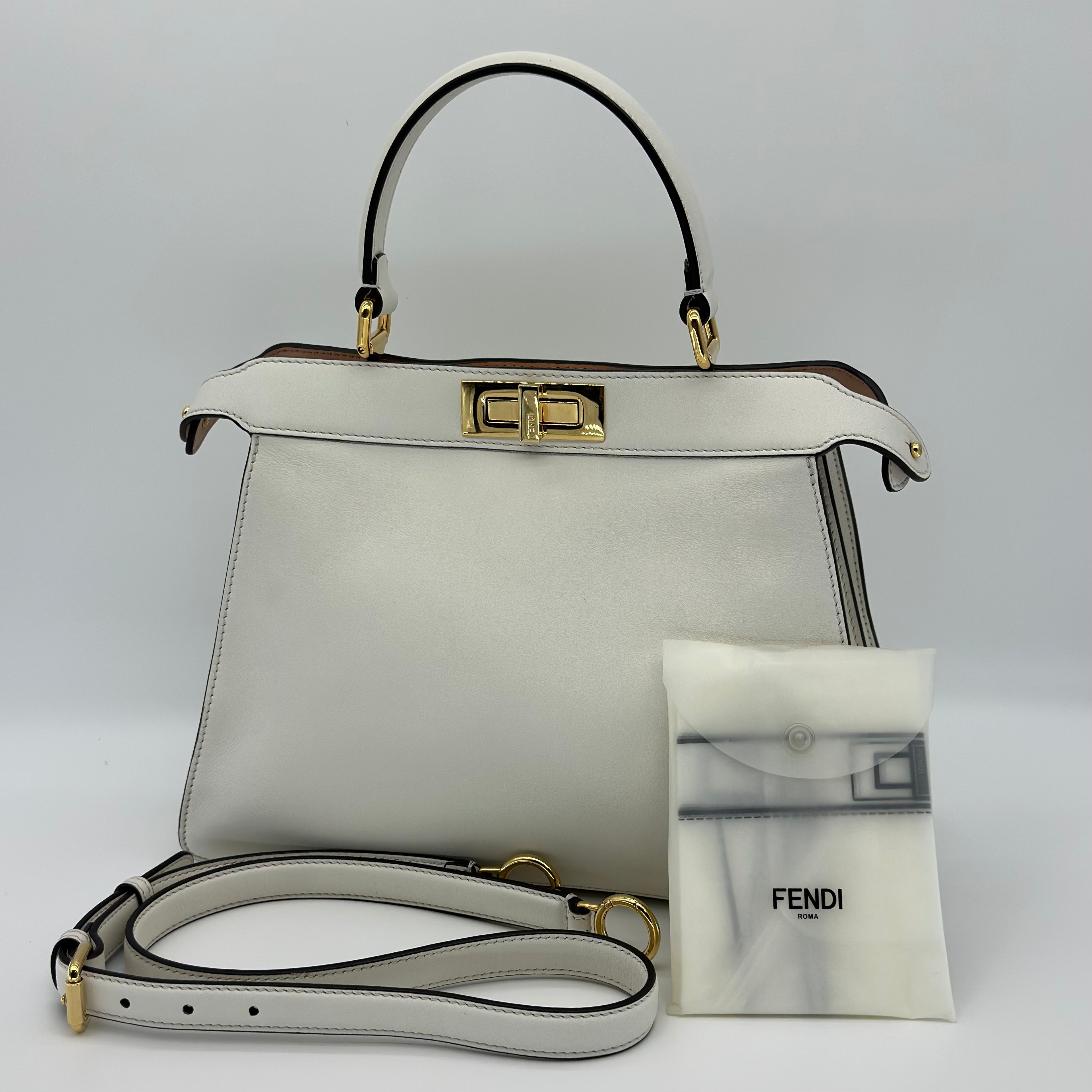 FENDI Selleria Peekaboo leather 2way bag