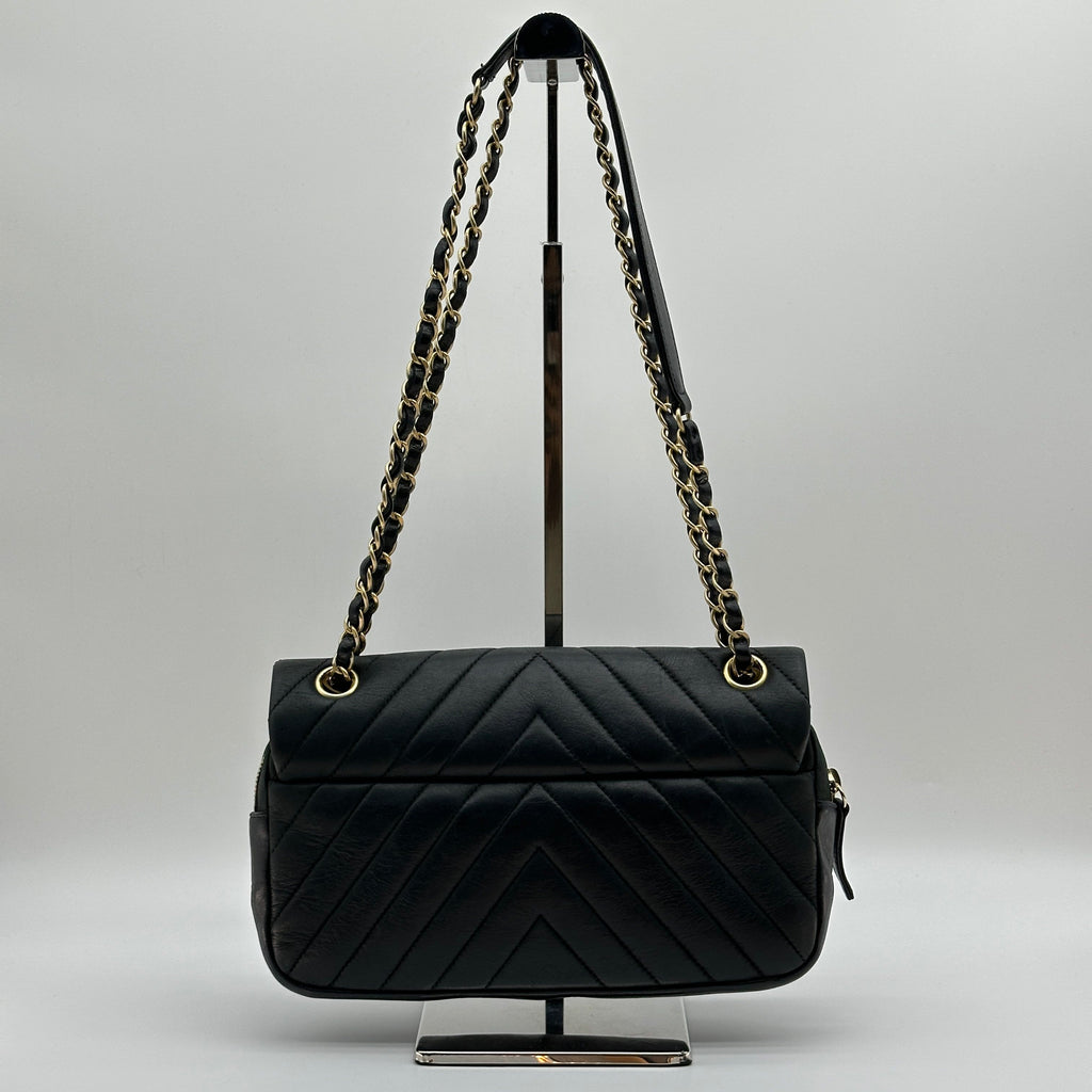 Chanel Chevron Leather x lambskin Single Flap Double Chain Bag V Stitch Black Gold Metal Fittings 21101092 21XXXXXX