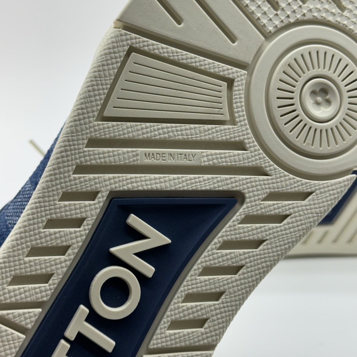 Louis Vuitton Damier LV Trainer Blue White Sneakers