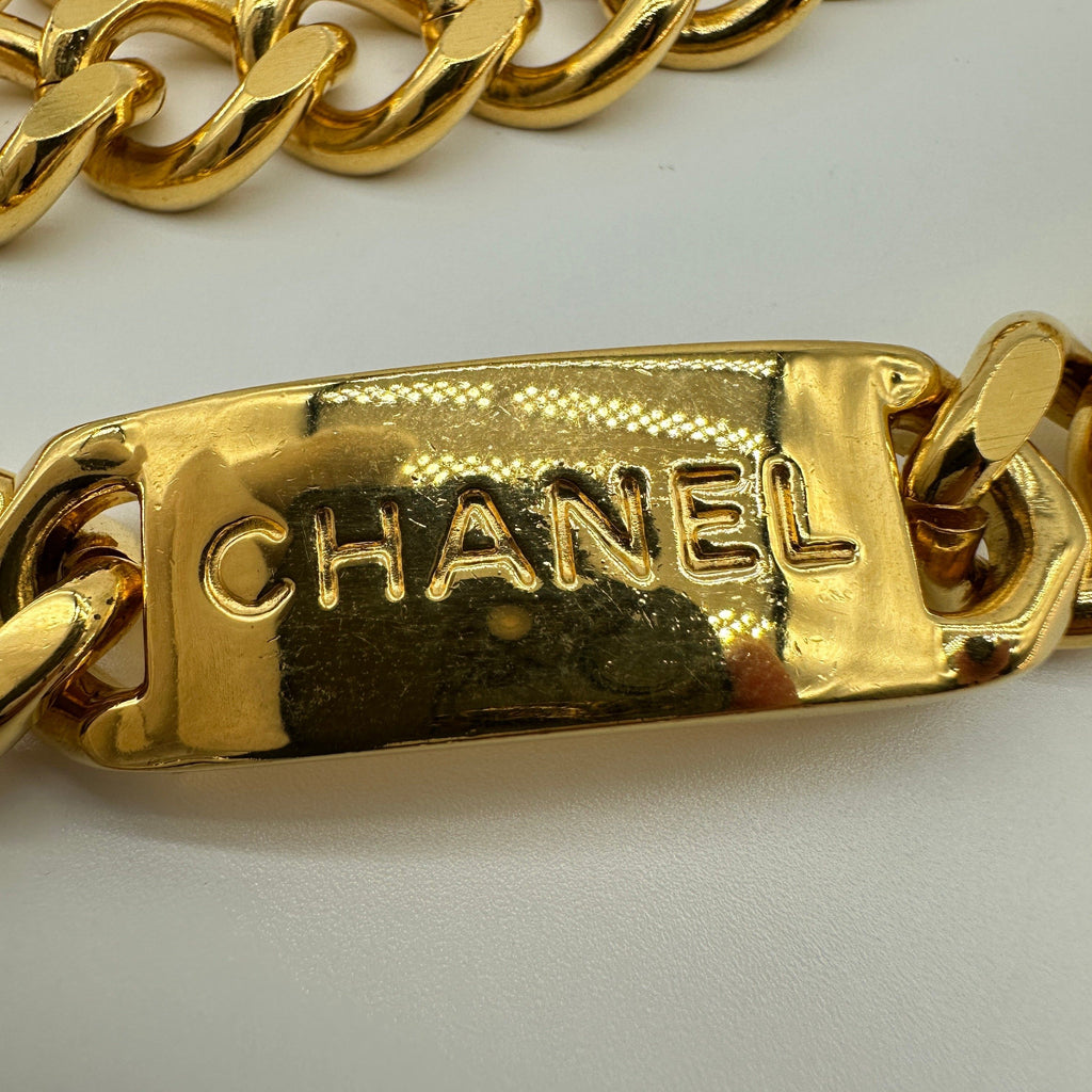 Chanel 31 Rue Cambon 94A Gold Chain Medallion Belt