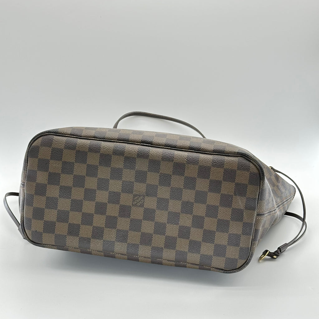Bolso Neverfull MM de Louis Vuitton en lona Damier Ebene