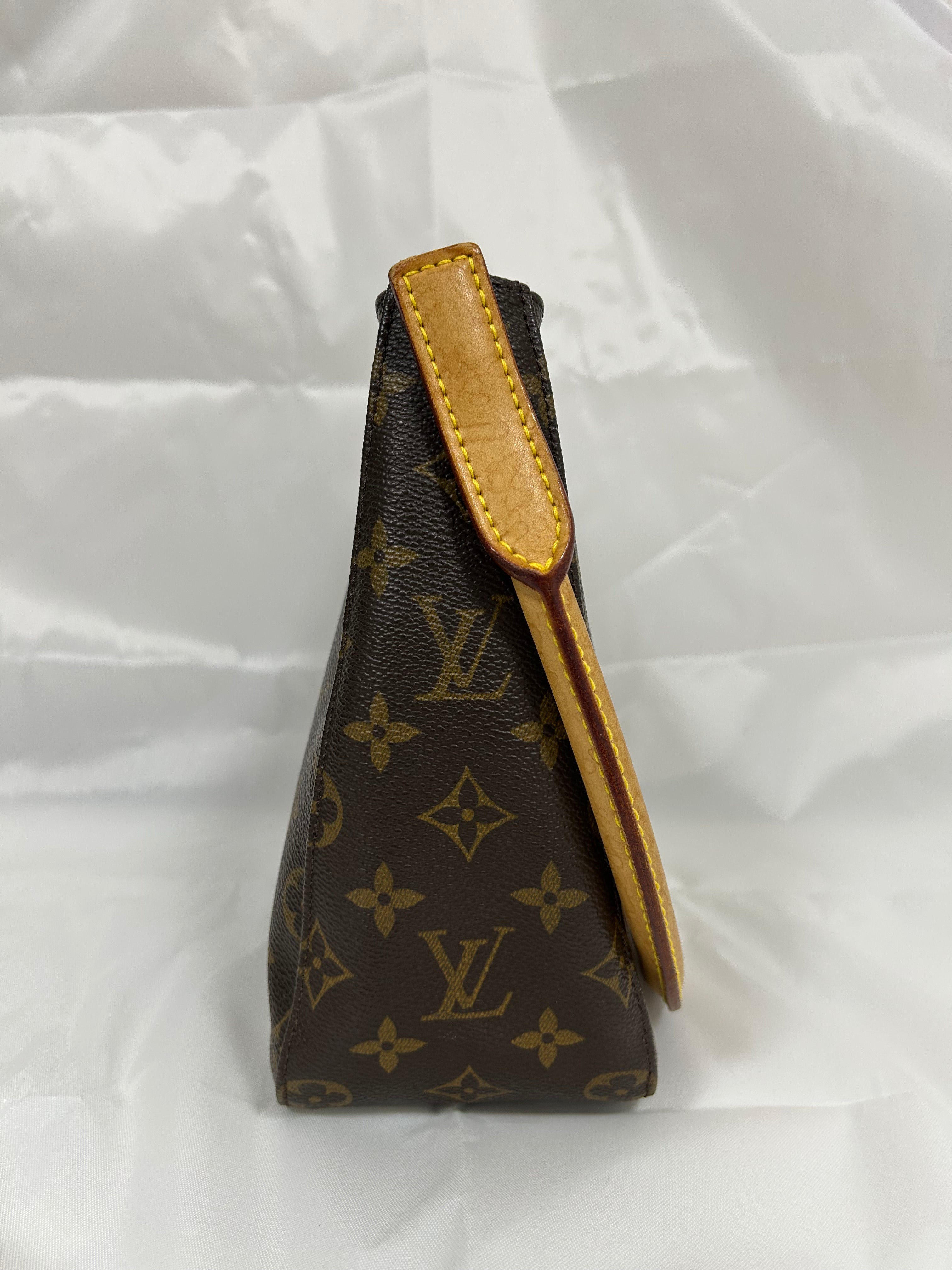 Louis Vuitton Looping Monogram Handbag　MM　M51146