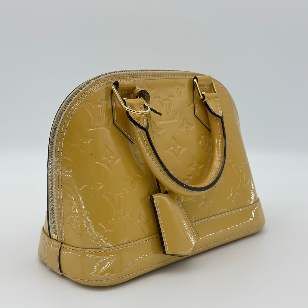 Louis Vuitton Alma Vernis Sac à coque en cuir verni Sac à bandoulière avec poignée supérieure M90101