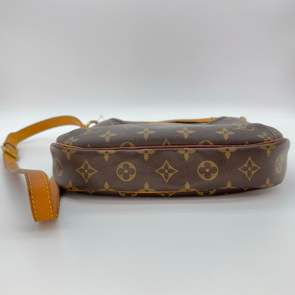 Louis Vuitton Odeon PM Monogram Shoulder Bag M56390