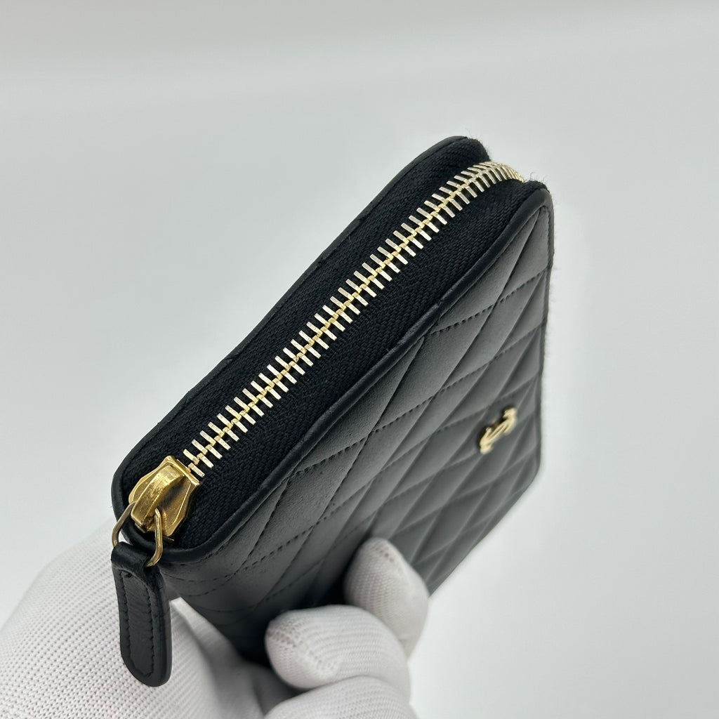 Chanel Coco Mark Lambskin Zipped Wallet black