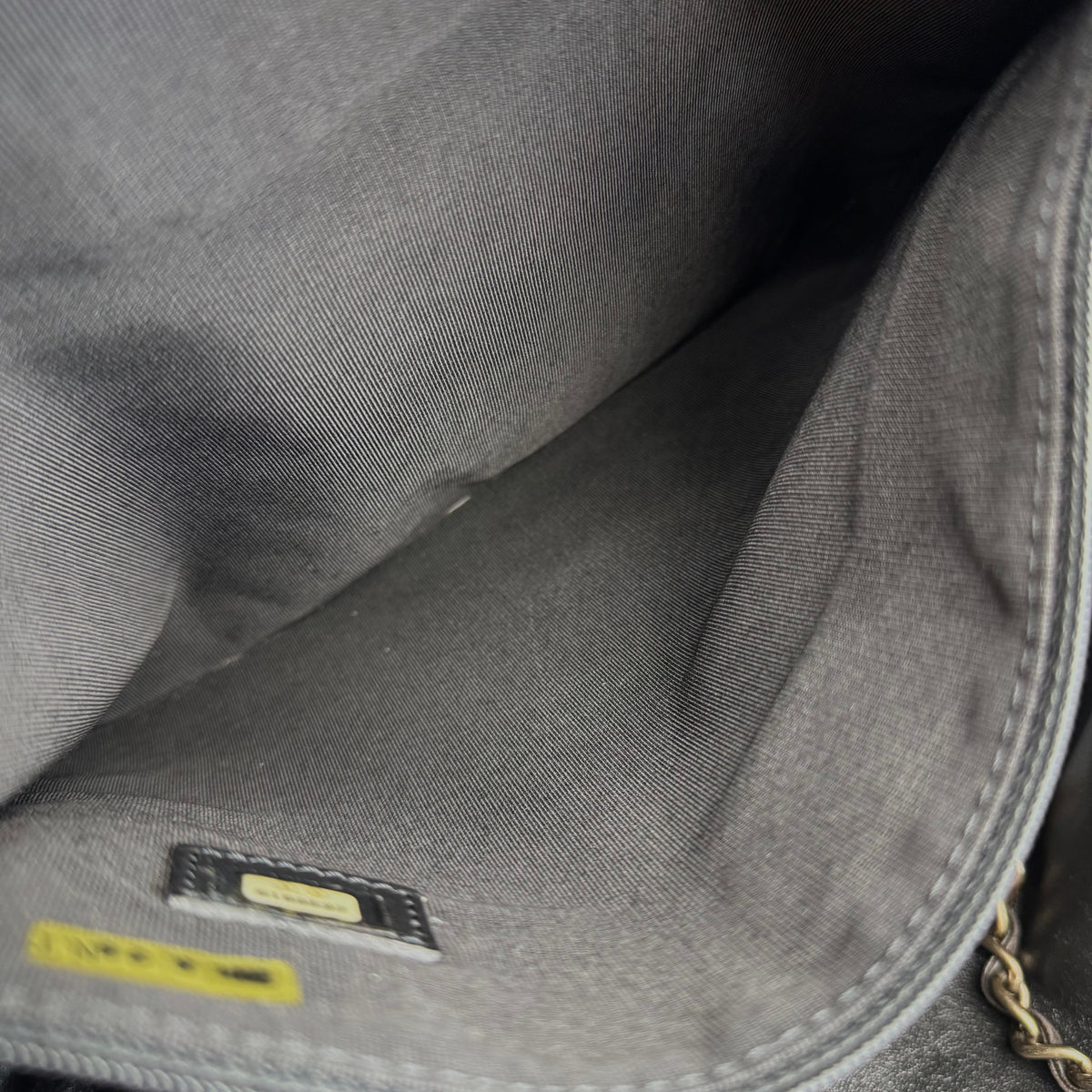 ▼JAPAN ONLY▼CHANEL Rabbit Fur Chain Tote Bag with CC Logo Black 6XXXXXX