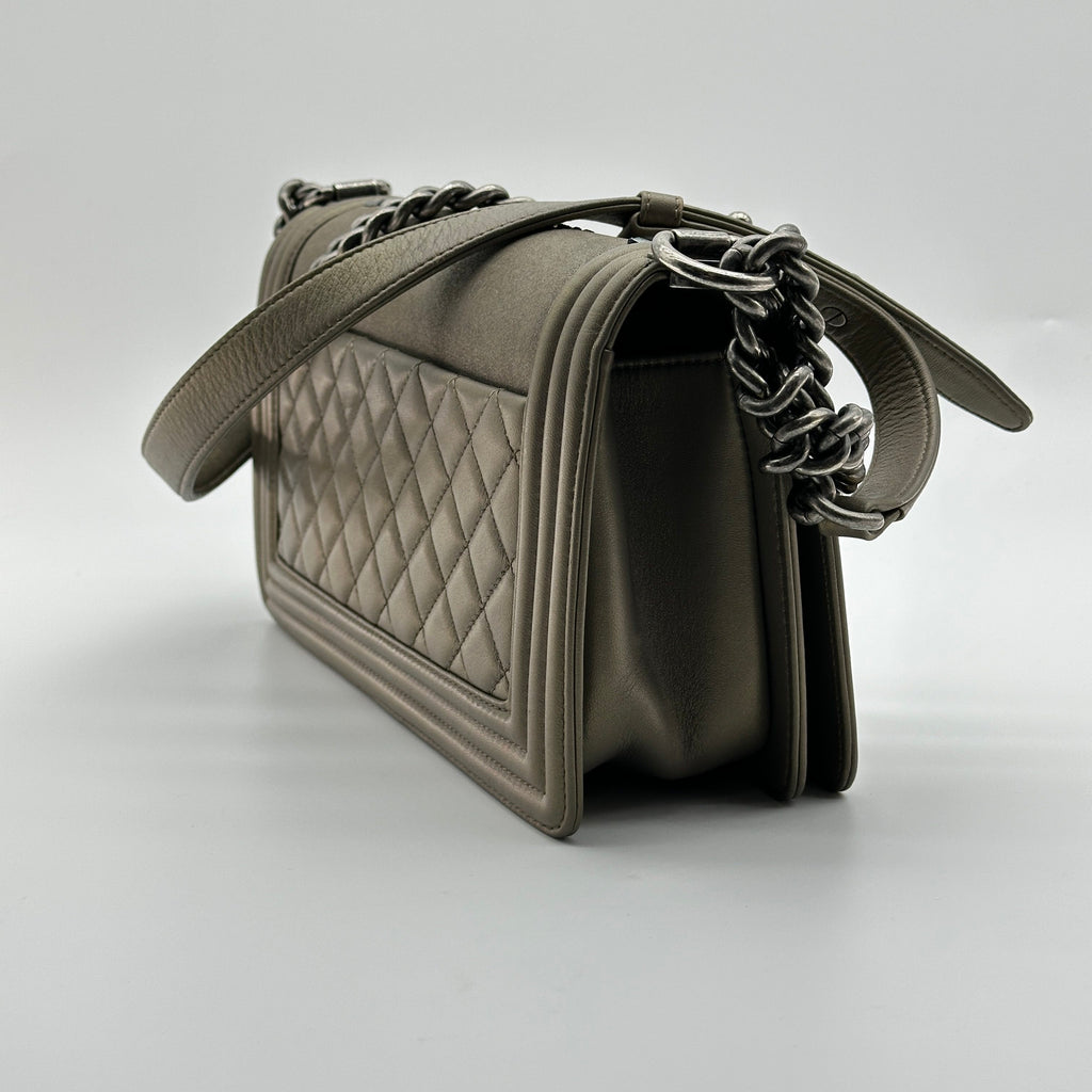 Chanel BOY CHANEL 25 Lambskin x rhinestone Chain Shoulder Bag Brown Gunmetal Fittings 23082107 23XXXXXX A67086