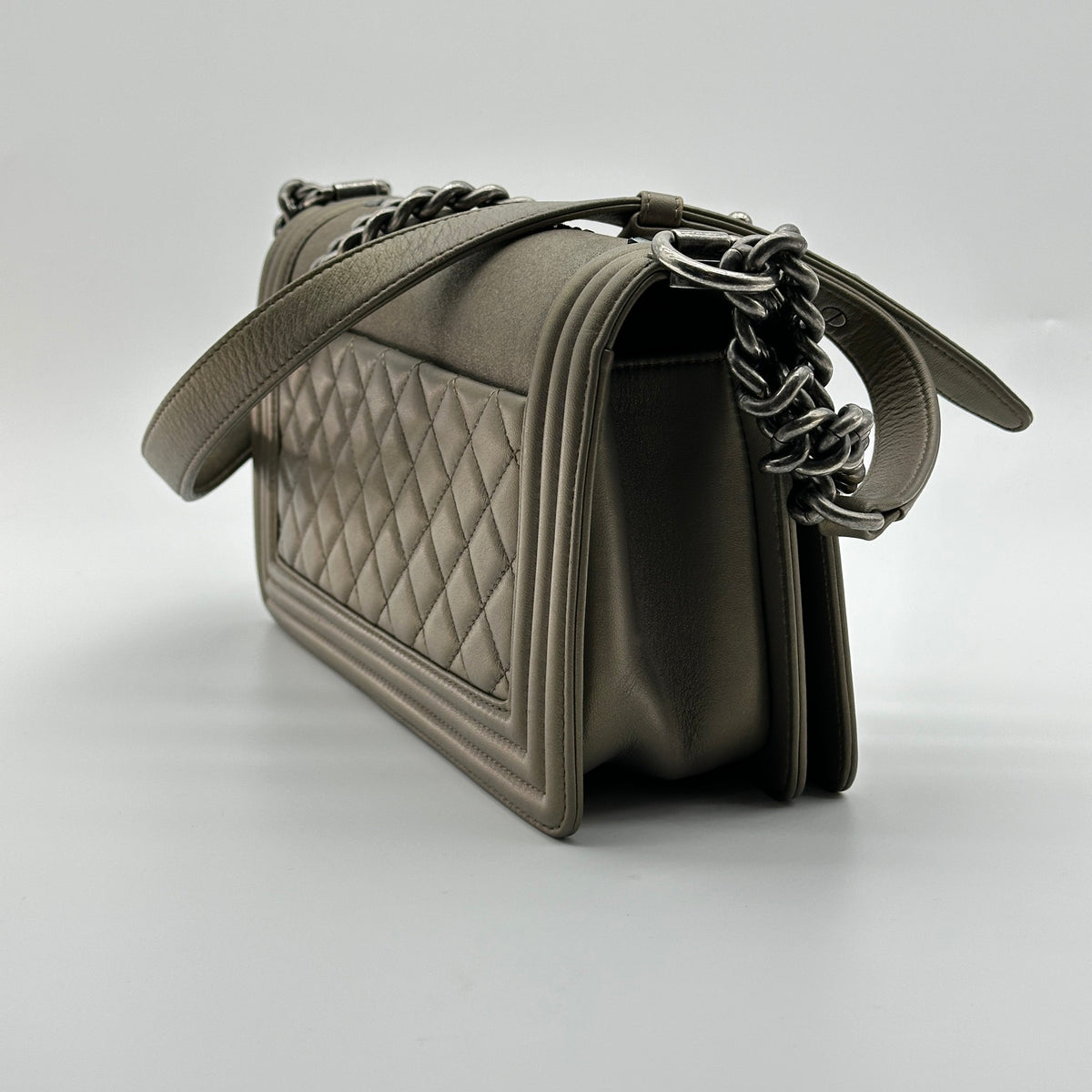 Chanel BOY CHANEL 25 Lambskin x rhinestone Chain Shoulder Bag Brown Gunmetal Fittings 23082107 23XXXXXX A67086