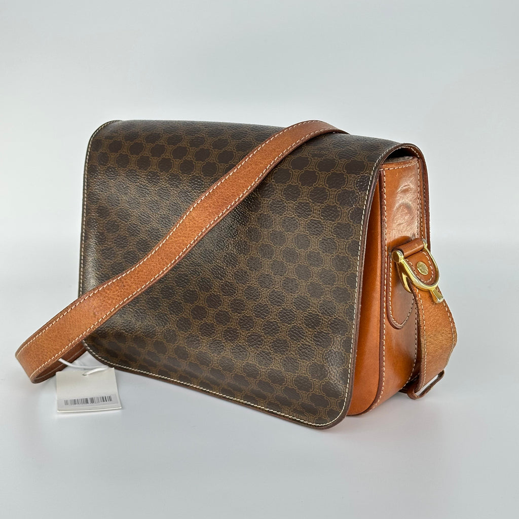 Celine Macadam Blason Triomphe Logo Horse Carriage Hardware Leather Shoulder Bag Pochette Sacoche