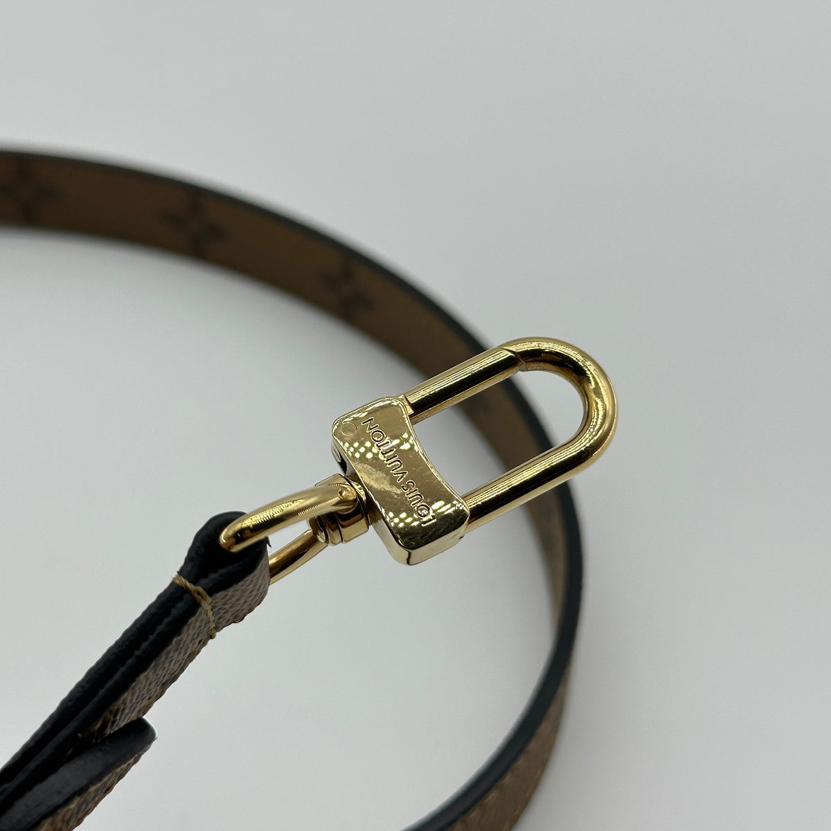 Louis Vuitton Monogram Reverse Canvas Pochette Métis 25cm Brown Crossbody Bag