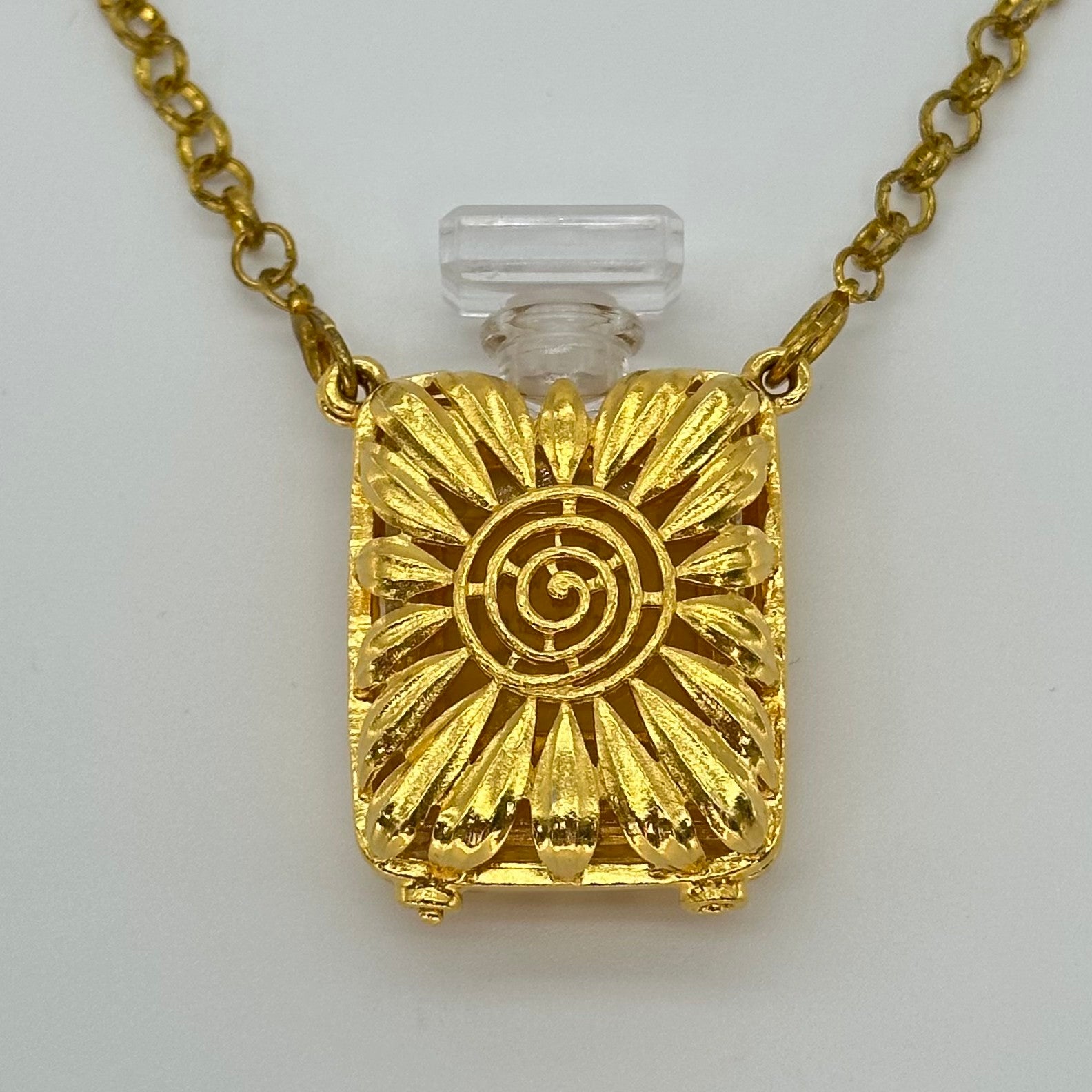 Chanel No. 5 Parfume Mini Bottle Chain Necklace vintage