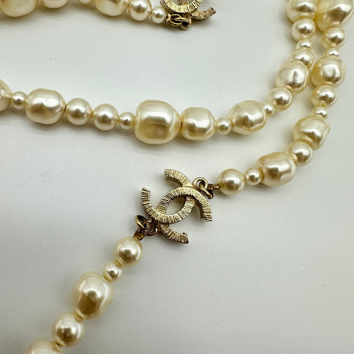 Chanel Coco Mark 13C Long necklaces GP x Imitation pearl Wears Scratched Losing luster Discoloration wire elongation Peeling off