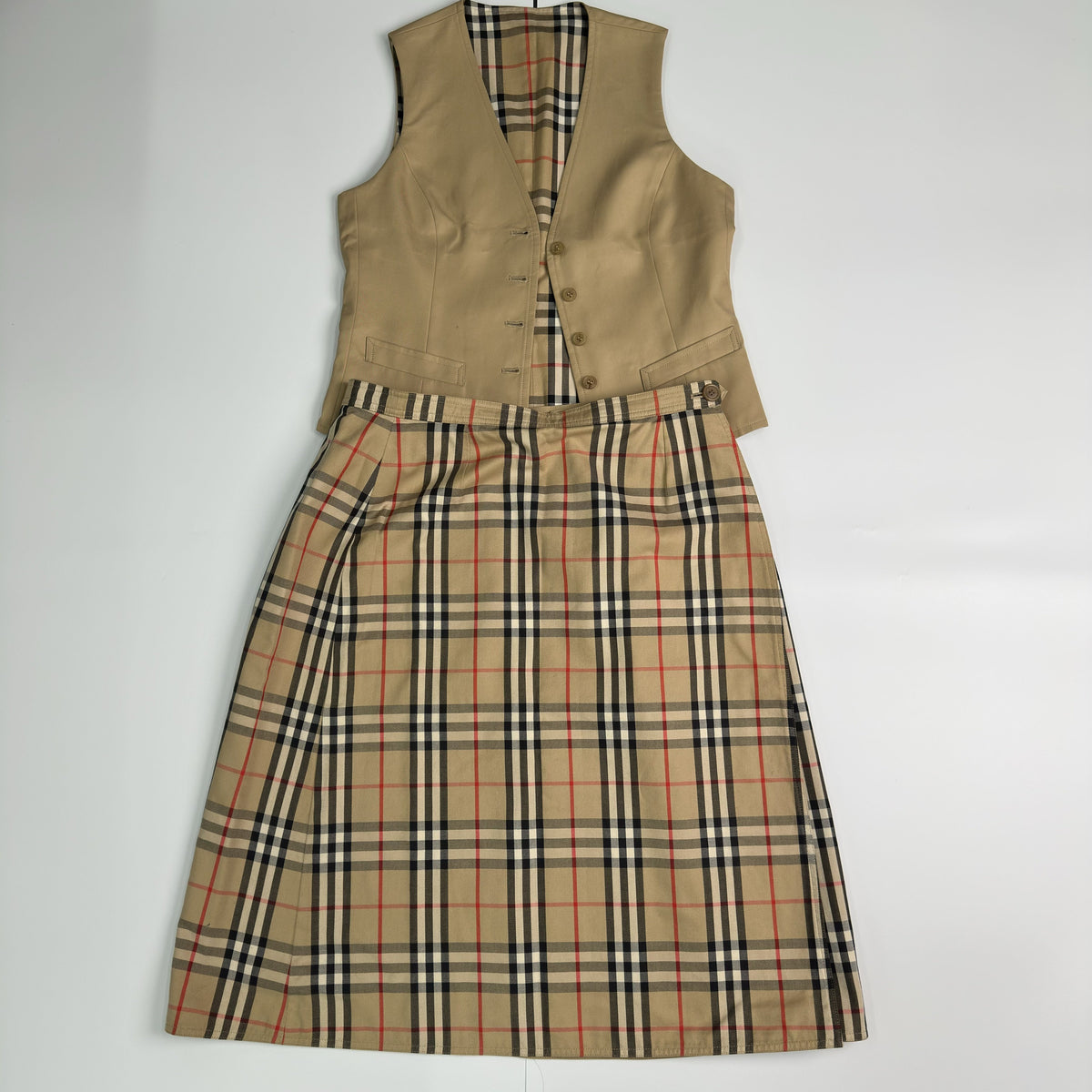 Burberrys wrap skirt, reversible, set-up skirt