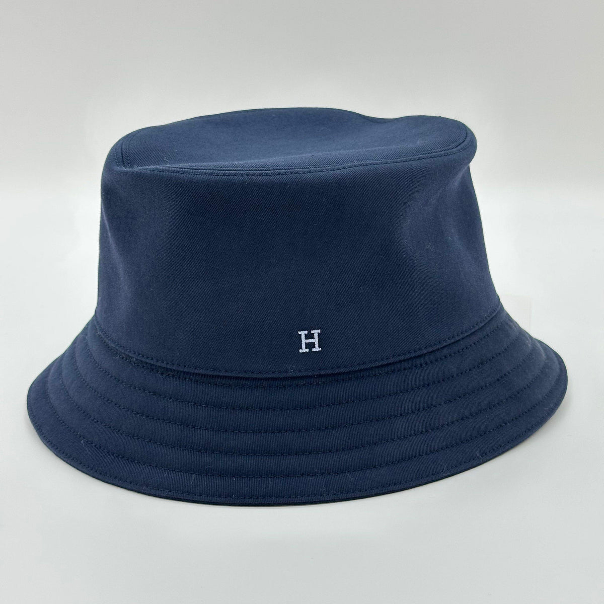 Hermes Fred H Chapeau bob en coton bleu marine Taille 58 100%Coton
