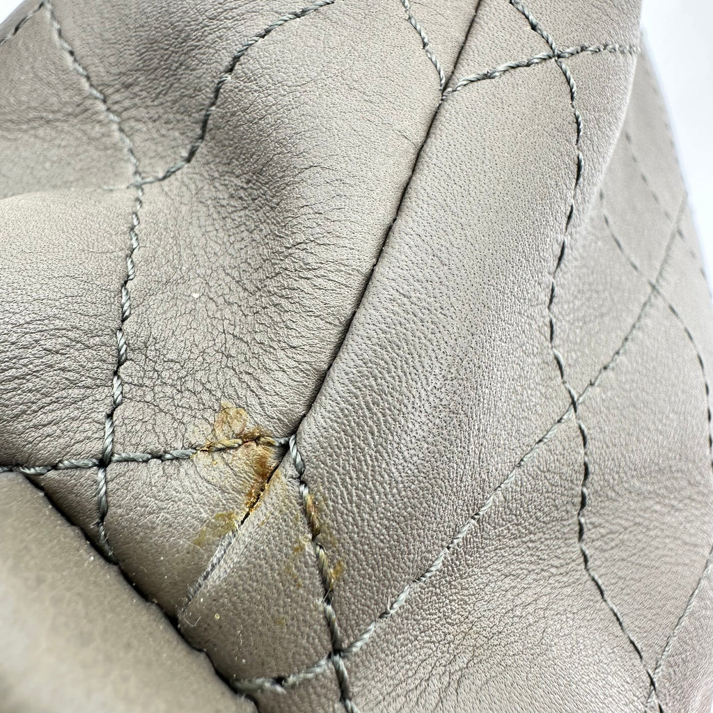 シャネル Urban Allure チェーン Handle ホーボー Stitched カーフスキン ミディアム 24 シリーズ