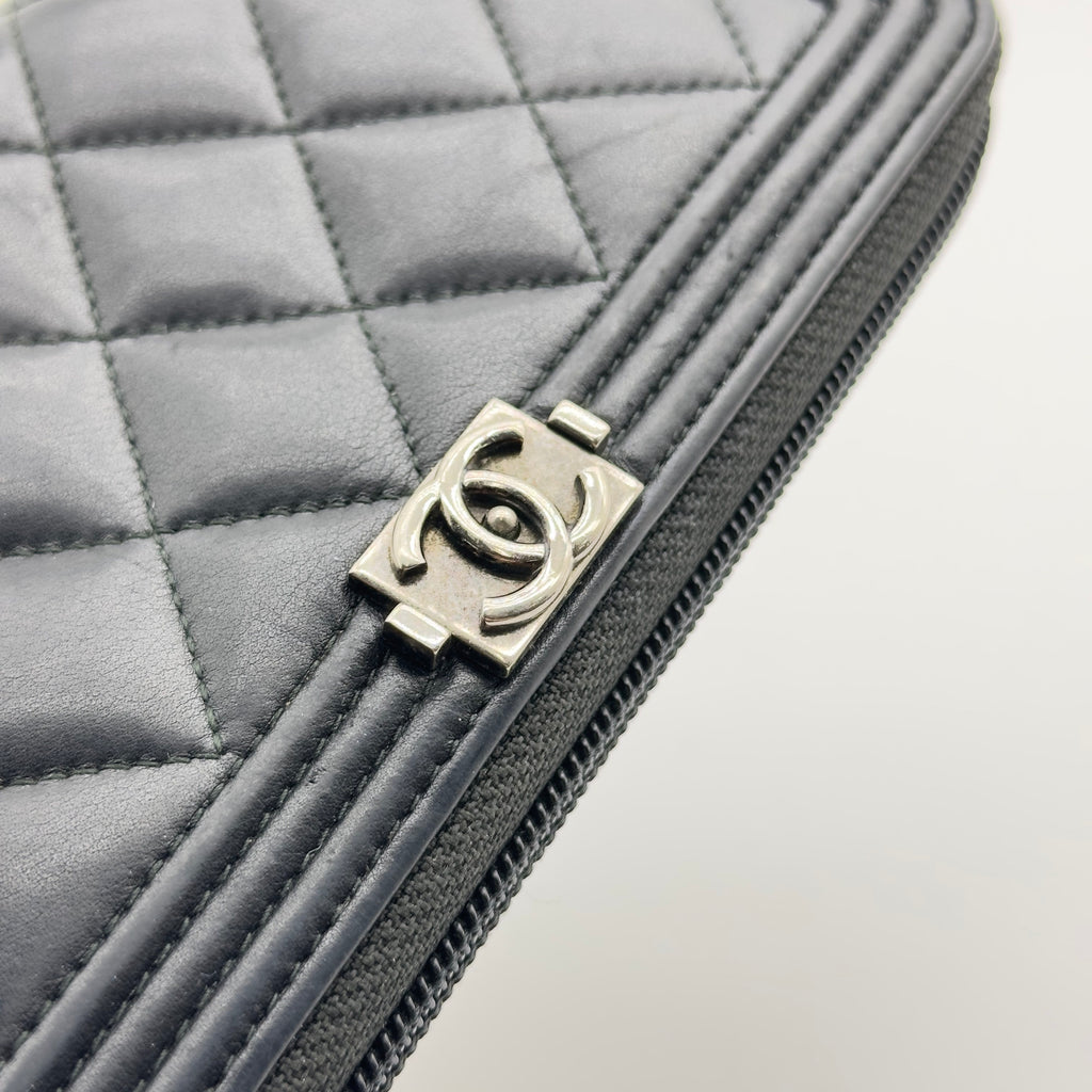 Chanel Matelasse Calfskin Boy Black Zip Around Long Wallet