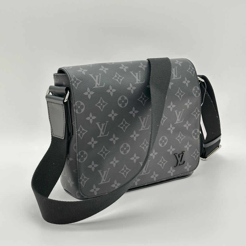 Louis Vuitton LOUIS VUITTON District PM Monogram Eclipse Black Gray Silver