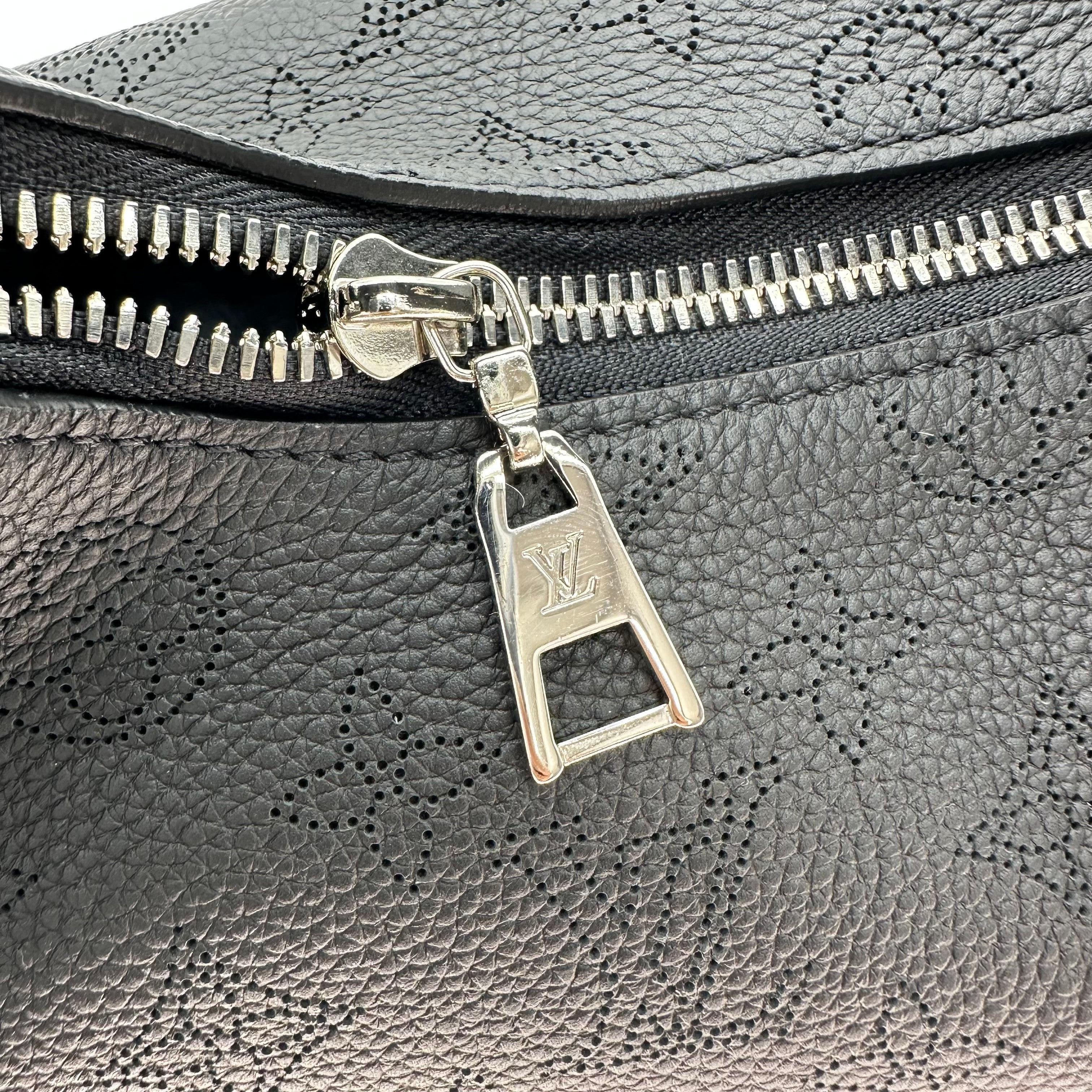 Louis Vuitton Why Knot PM Monogram Mahina Leather Shoulder Bag Black M20703 RFID