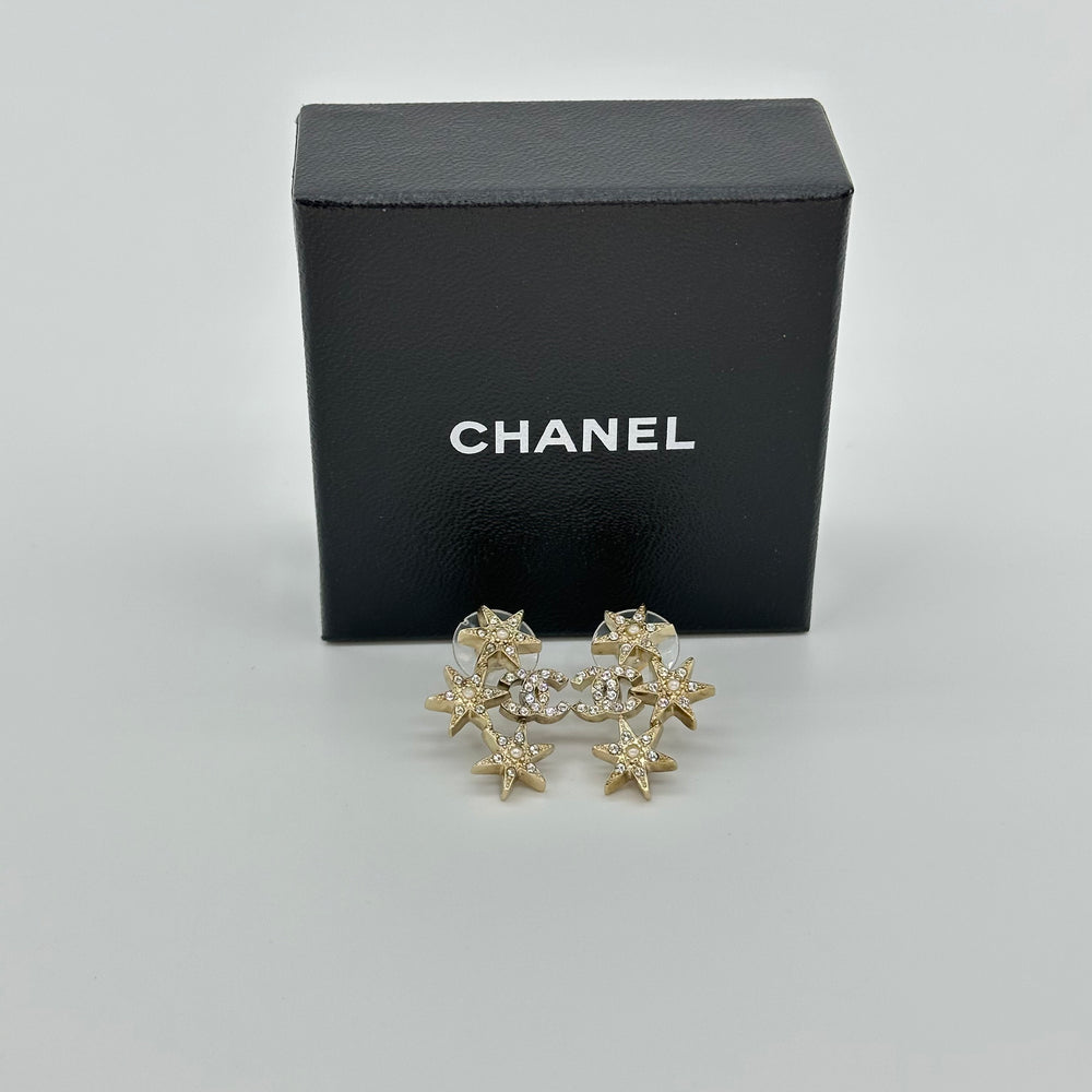 Boucles d'oreilles étoile ornées de cristaux Chanel
