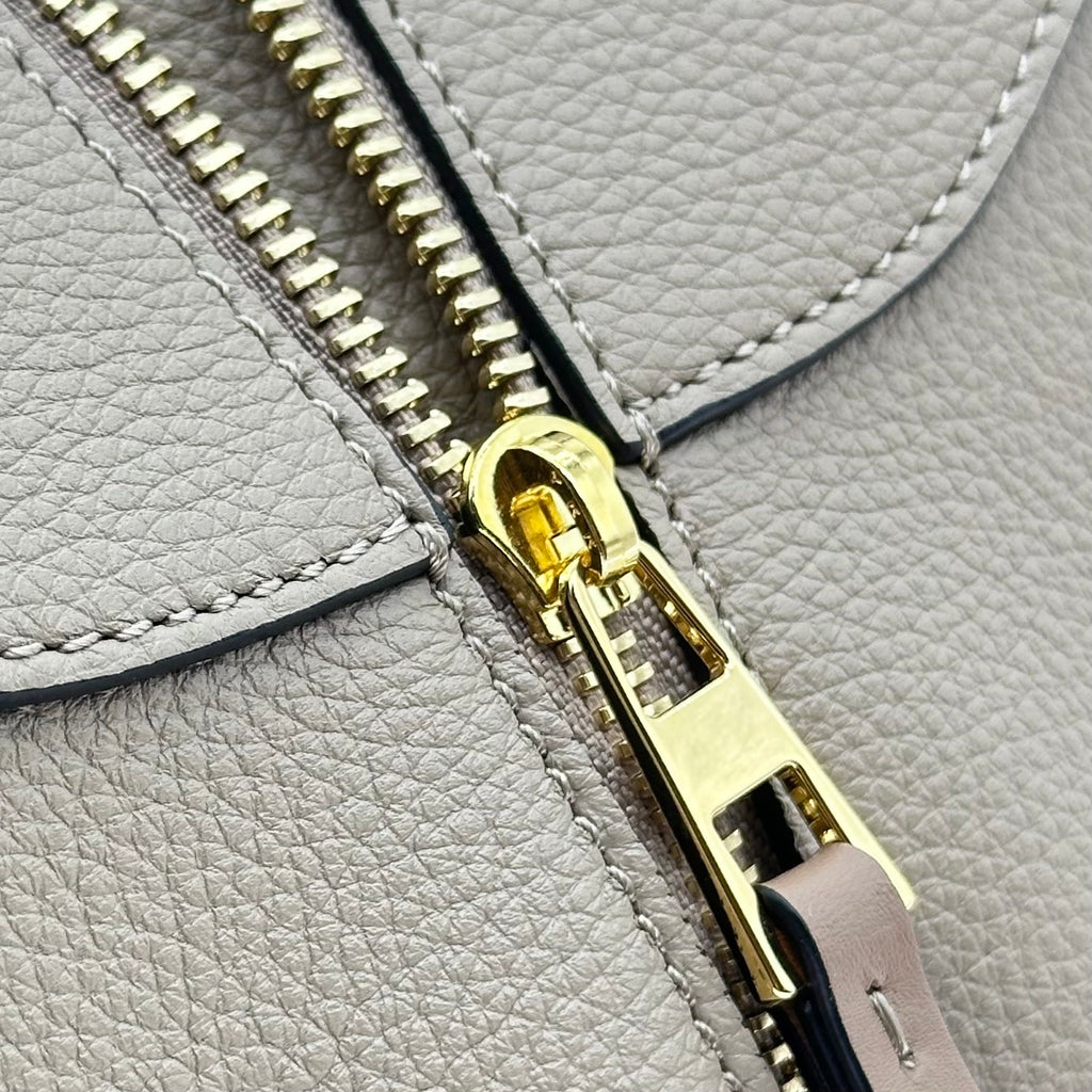 Loewe Hammock Small leather shoulder bag Small