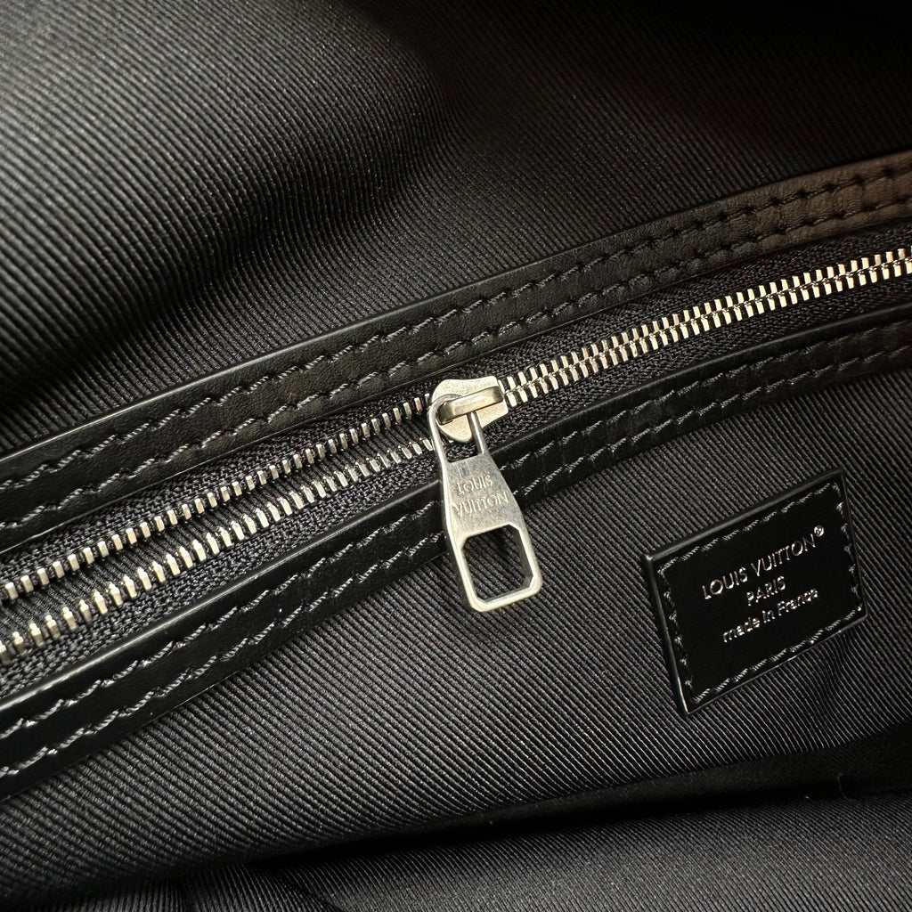 Louis Vuitton Vagabond Hobo Bolso bandolera de piel de becerro Negro M13986 RFID