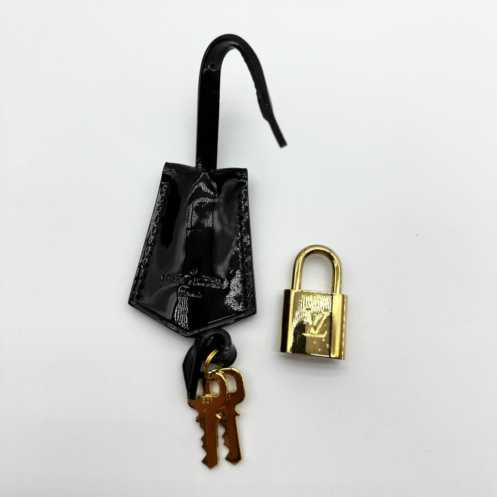 Louis Vuitton Vernis Alma BB M91678 CT1158 Purple There was an RFID response