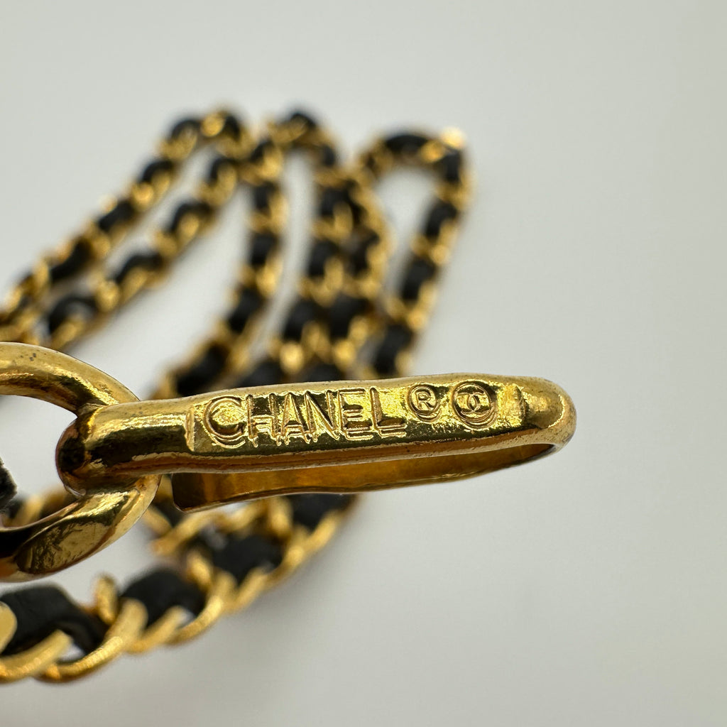 Chanel 1982 CC Medallion Gold-Tone Black Leather Chain Belt