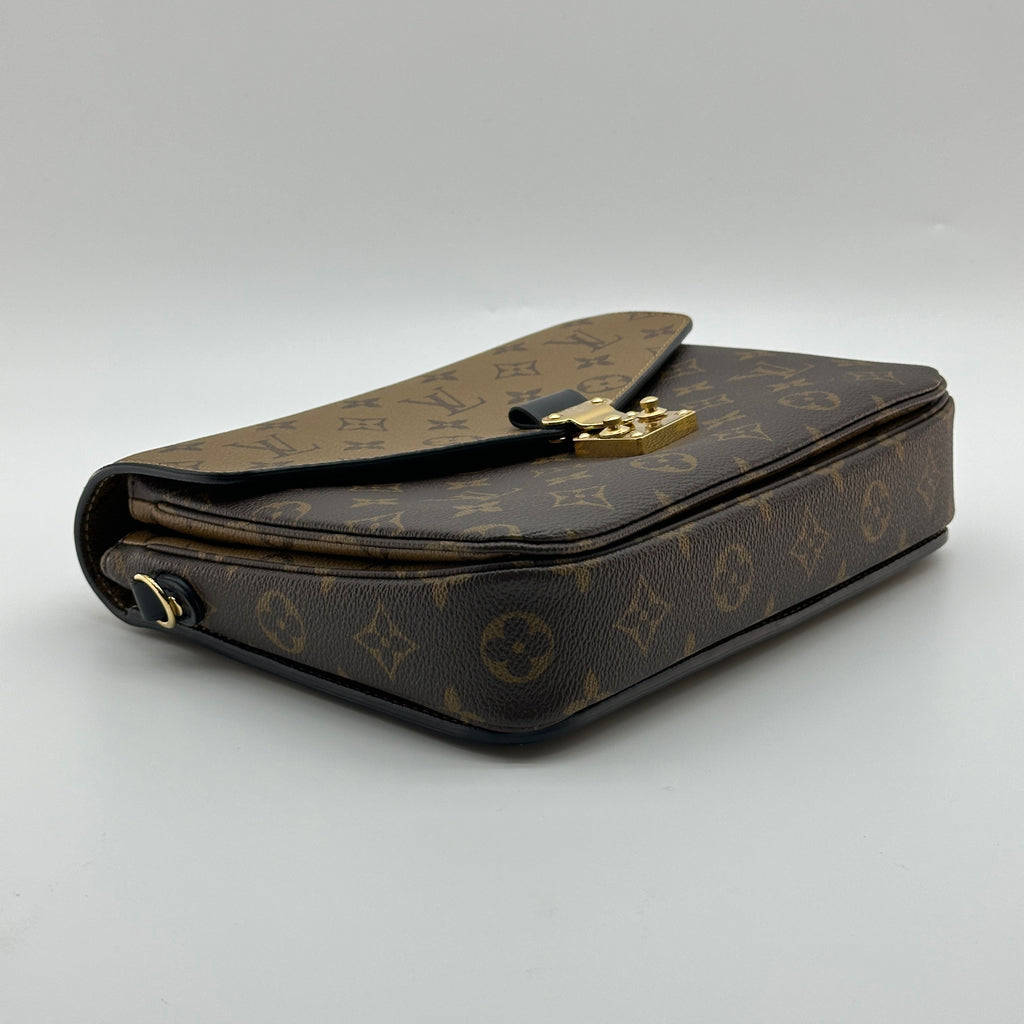 Louis Vuitton Monogram Reverse Canvas Pochette Métis 25cm Brown Crossbody Bag
