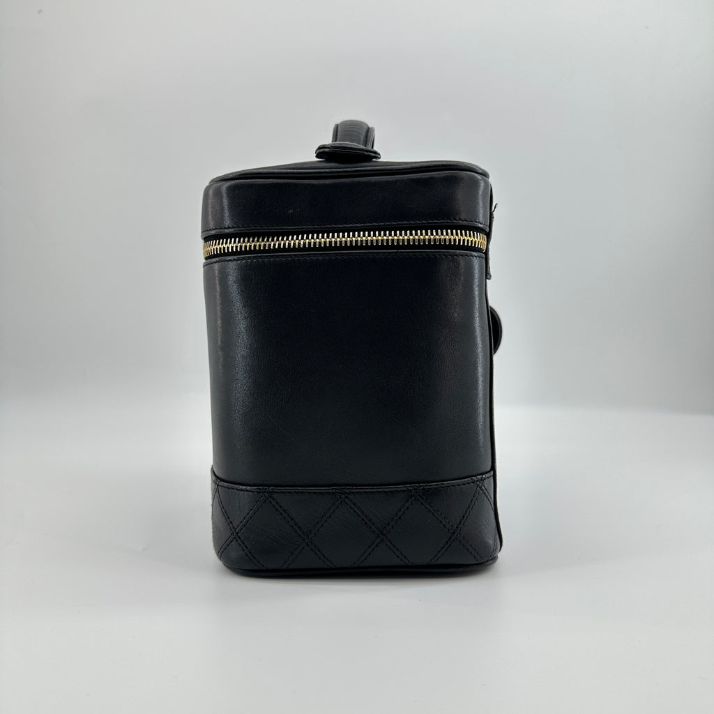 Chanel Bicolore Lambskin Vanity Bag Black Gold Tone Hardware 2XXXXXX