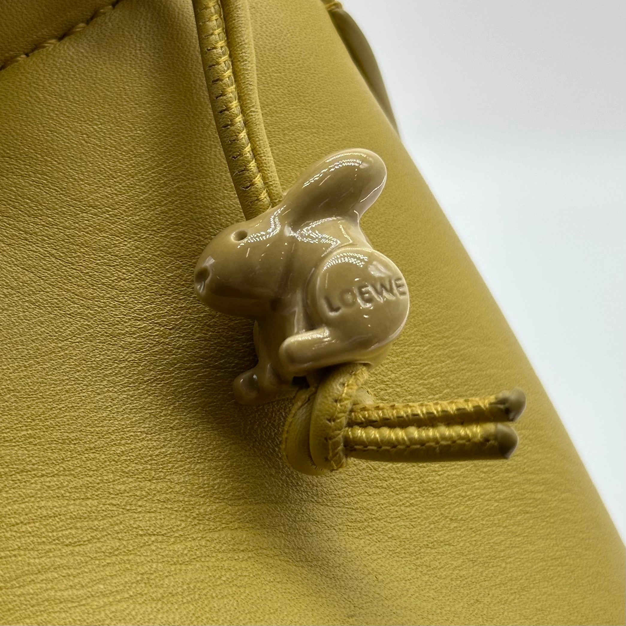 Loewe Puzzle Edge Bag Monochrome Calfskin Small Yellow
