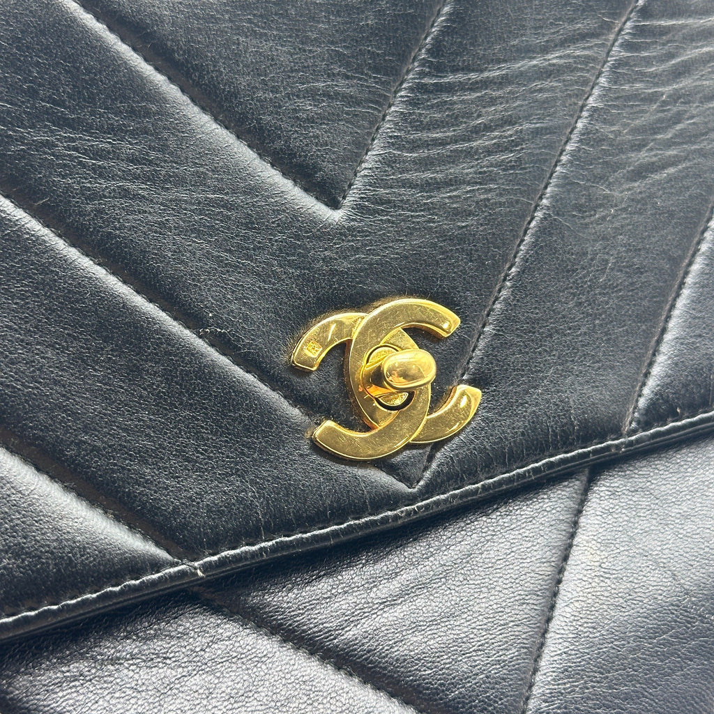 Chanel Quilted Kelly Black Leather Shoulder Bag